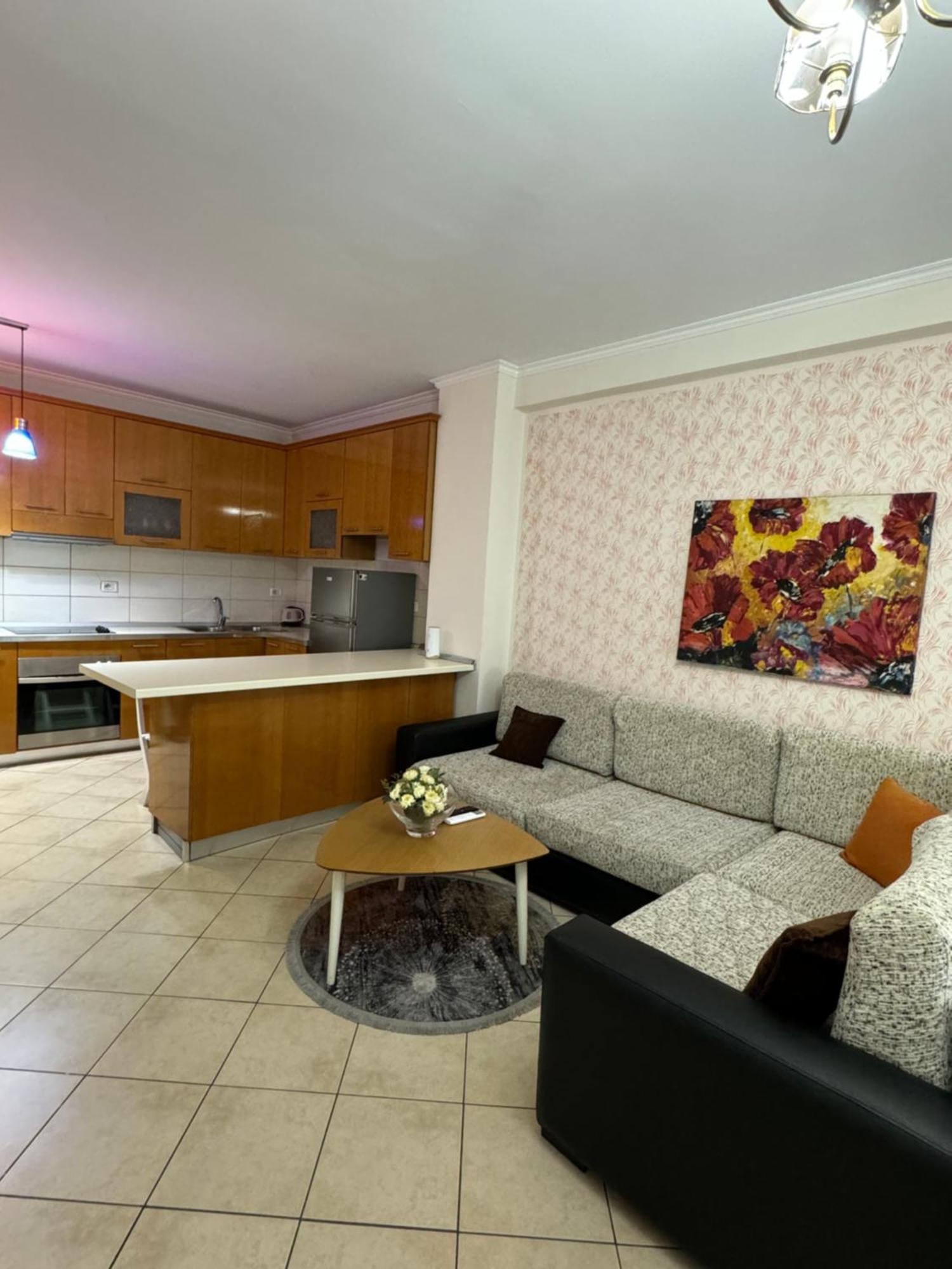 Condor Center Tirana Apartment Luaran gambar